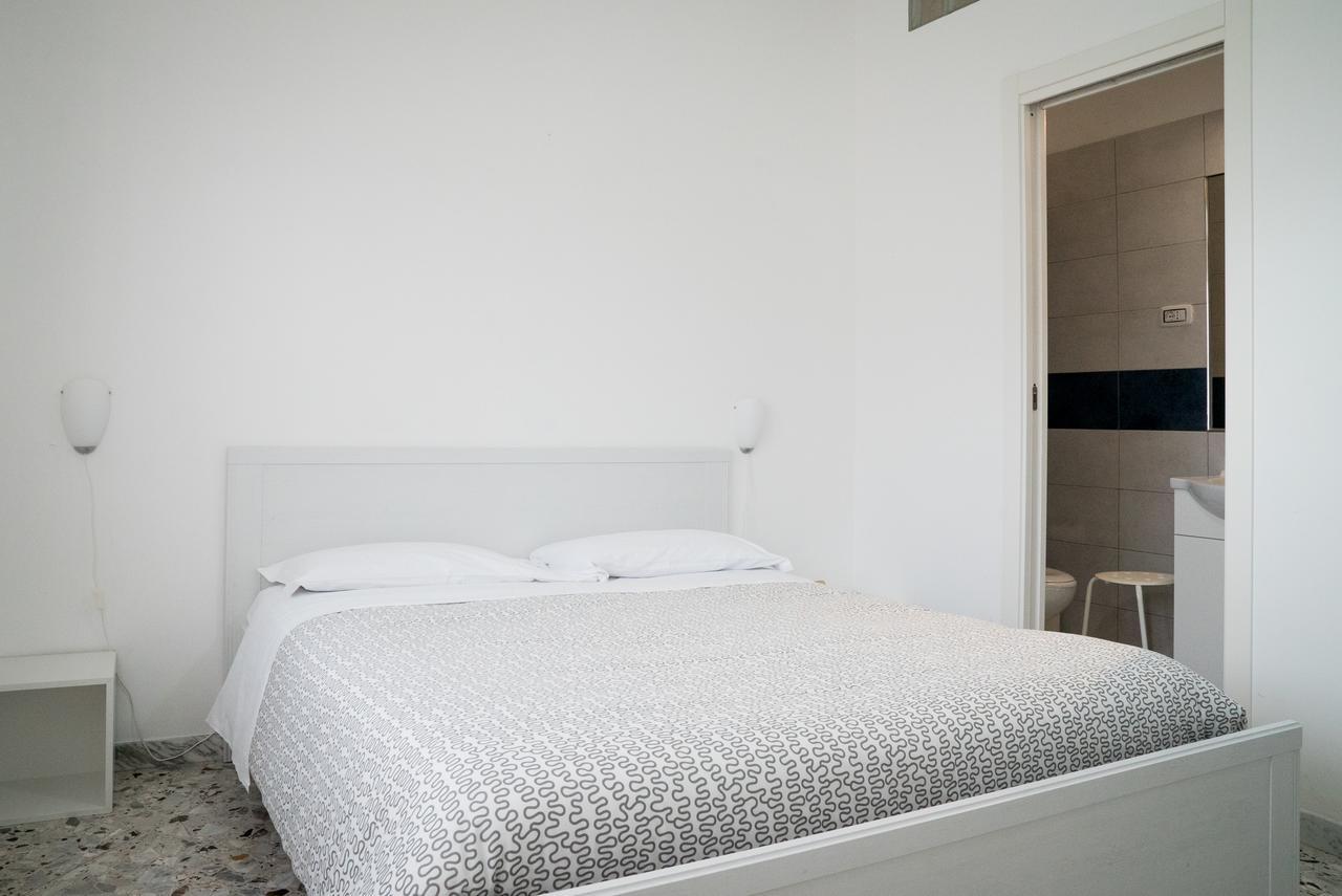 B&B Posidonia Σαλέρνο Εξωτερικό φωτογραφία